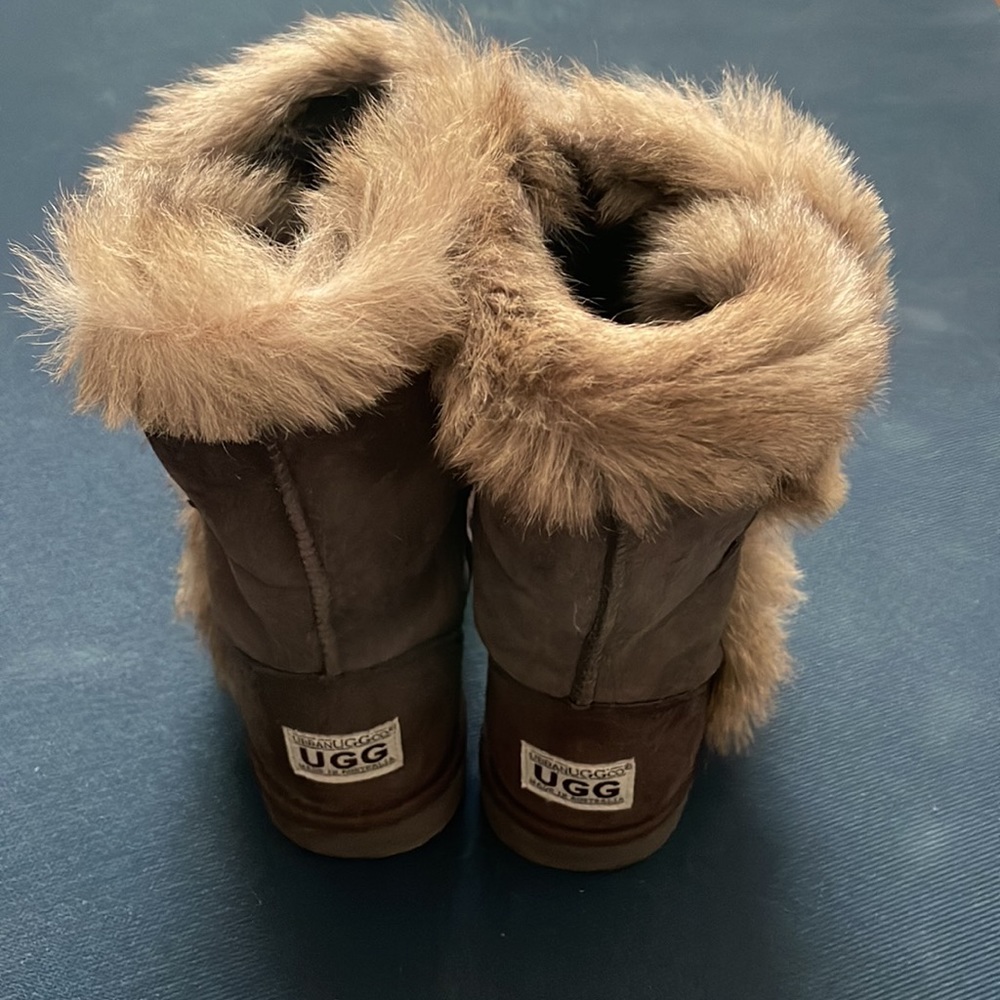 Ugg With Real Fur On Inside Lining And Real Sheep… - image 4